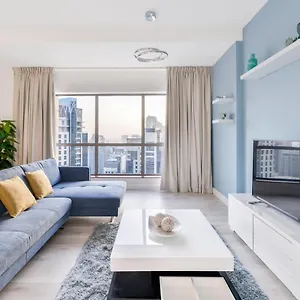 luxury-jbr-marina-view-5-beach-resorts-access.dubaihotelsoffers.com/